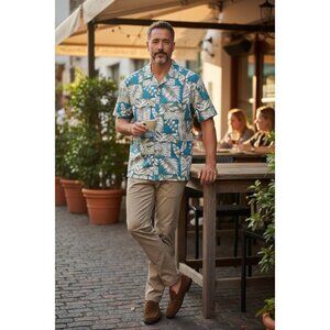 Cooke Street Honolulu Men's Buttoned Down Shirt